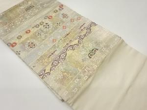 引箔横段に華紋・花唐草・古典柄模様織出し名古屋帯